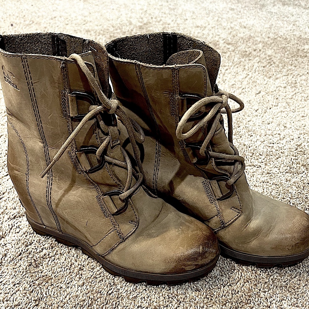 Sorel Joan boots